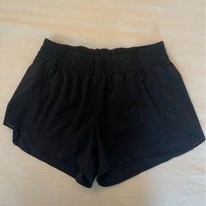 Athleta Hustle 3” Shorts